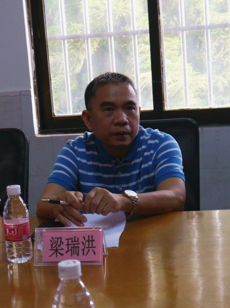 7、江門幼兒師范學(xué)校黨委書記梁瑞洪.jpg